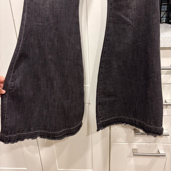 Free People Irreplaceable Flare Jeans - Picture 4 of 10